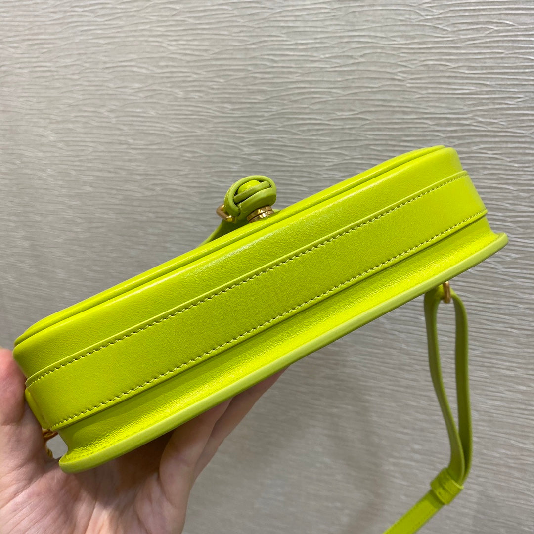 Dior Bobby系列 East-Wes 腋下包 綠黃色