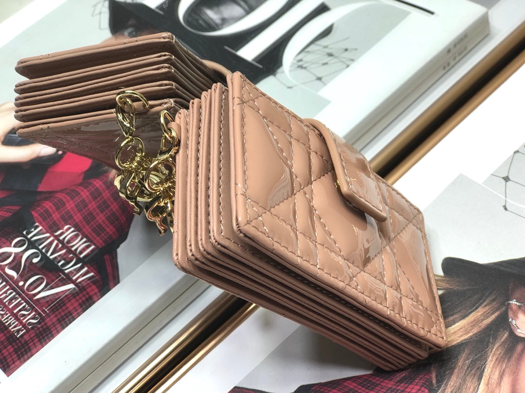 Dior 風琴卡包