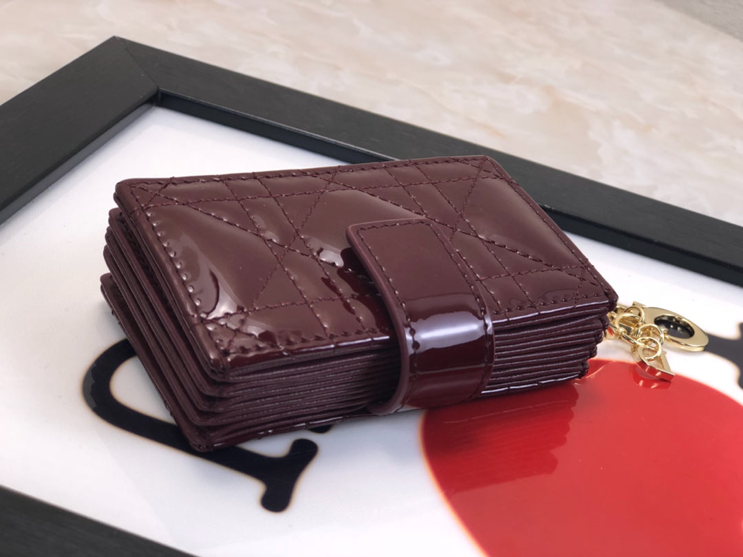 Dior 風琴卡包
