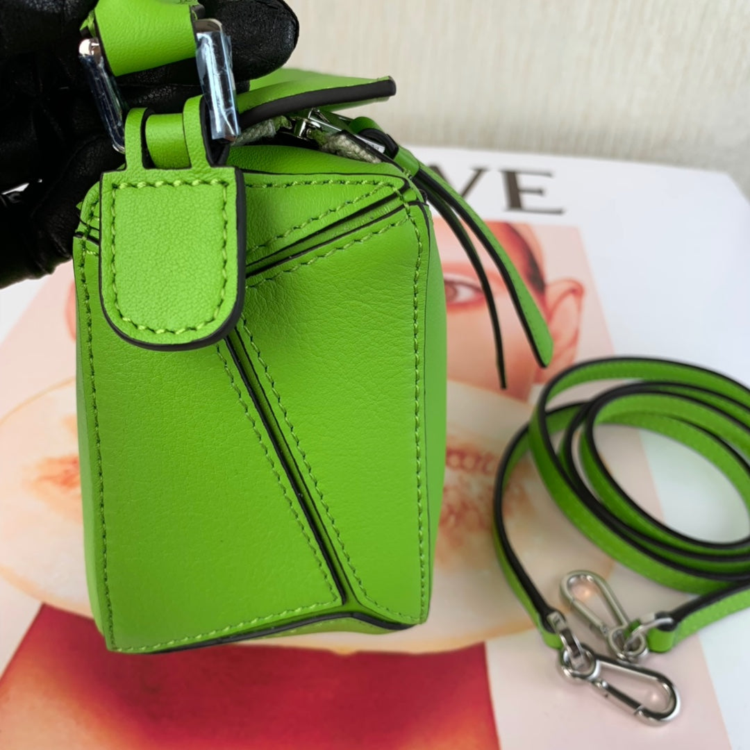 羅L威-Puzzle bag mini 小牛皮