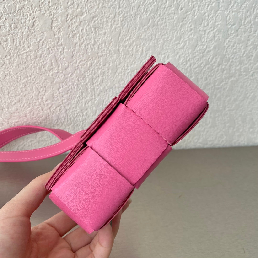 B編織-羊皮方格Mini cassette Bag 迷你編織包 12x8x4cm