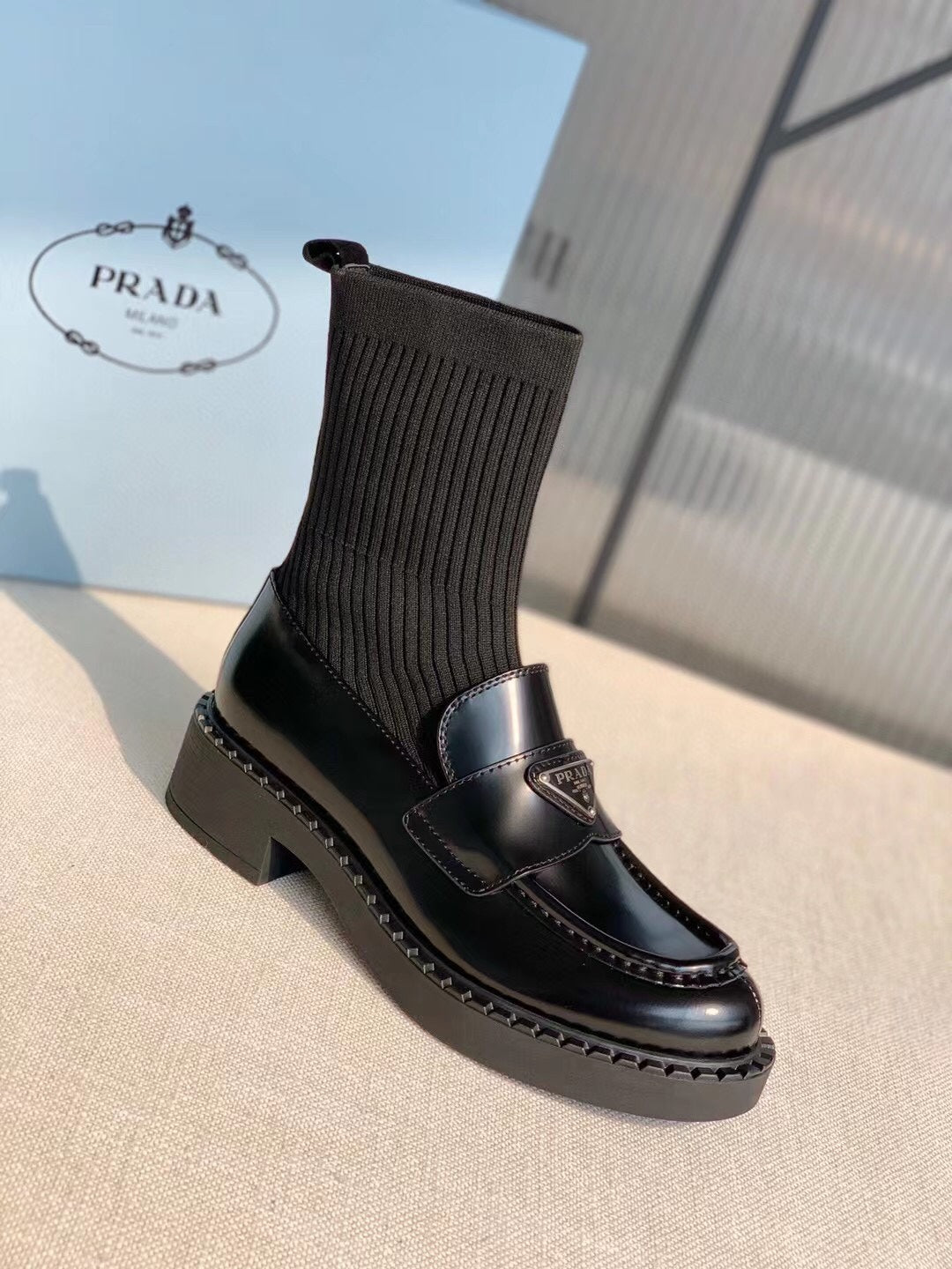 Prada鞋-Prada 經典襪靴 樂福鞋（黑）