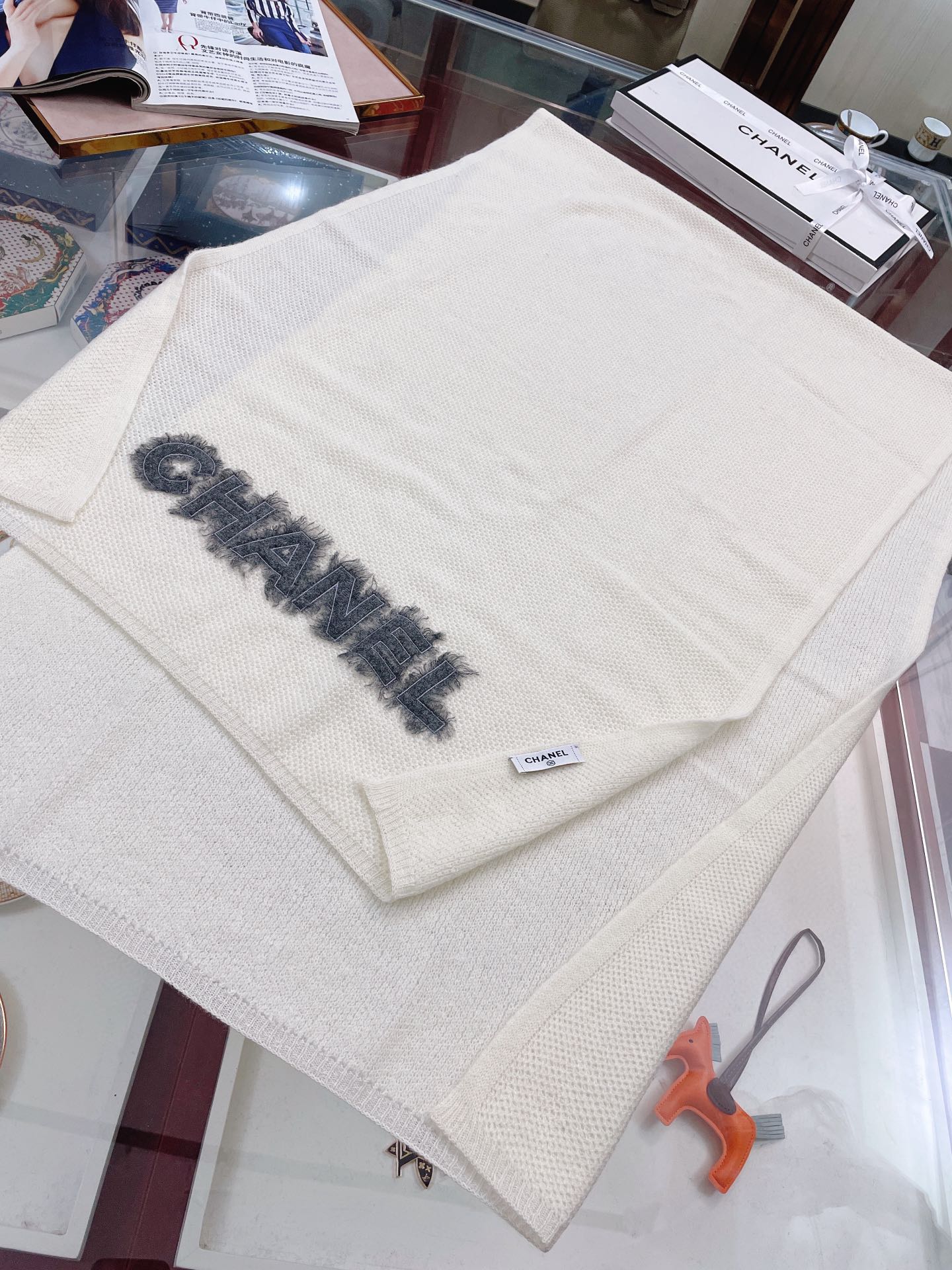 Chanel 羊絨圍巾