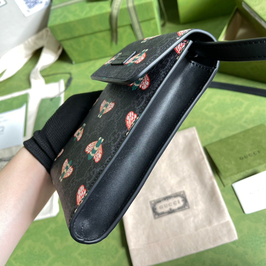 Gucci 黑色蜜蜂手機包