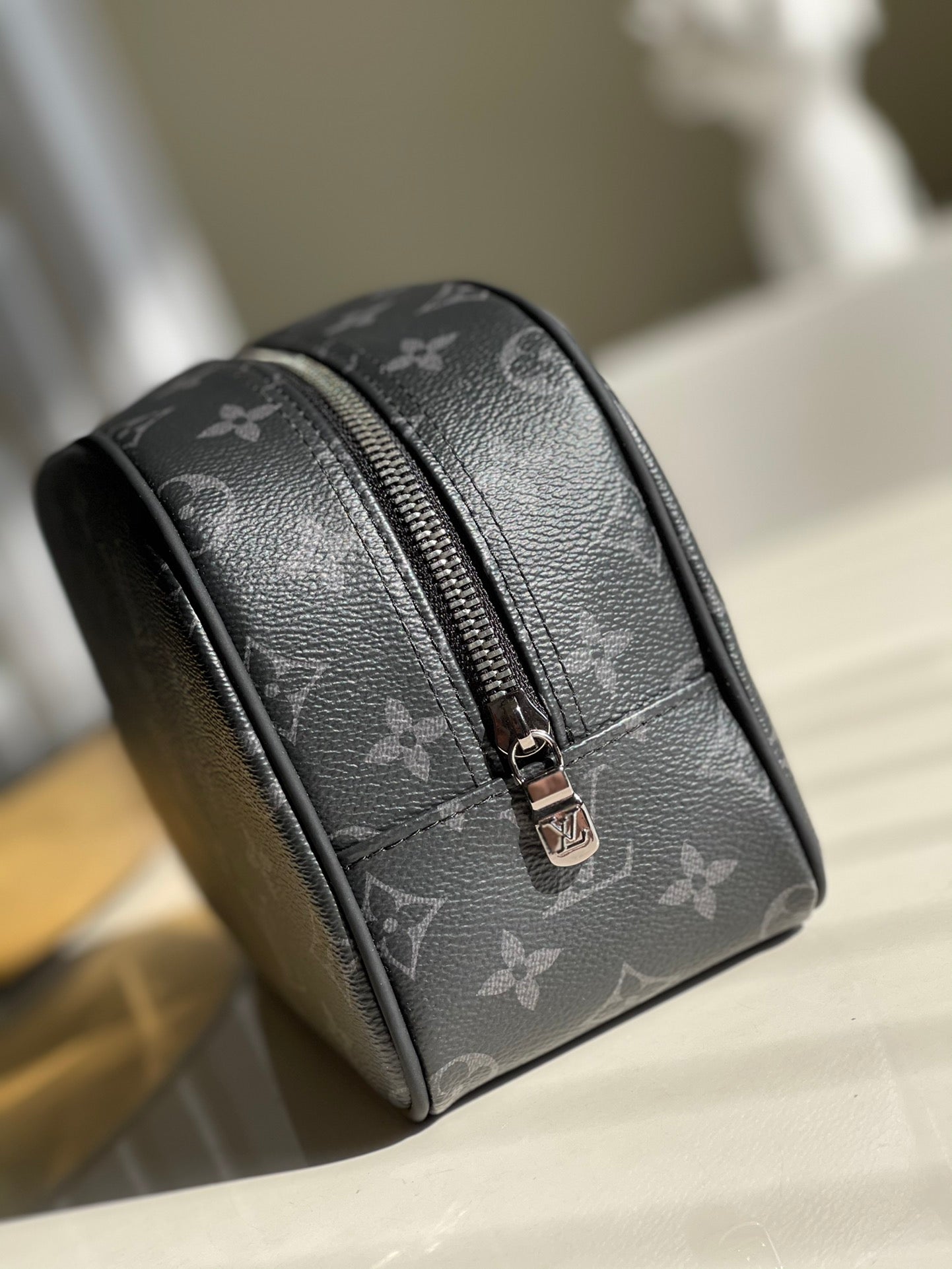 LV M47527 Damier帆布盥洗包／手拿包