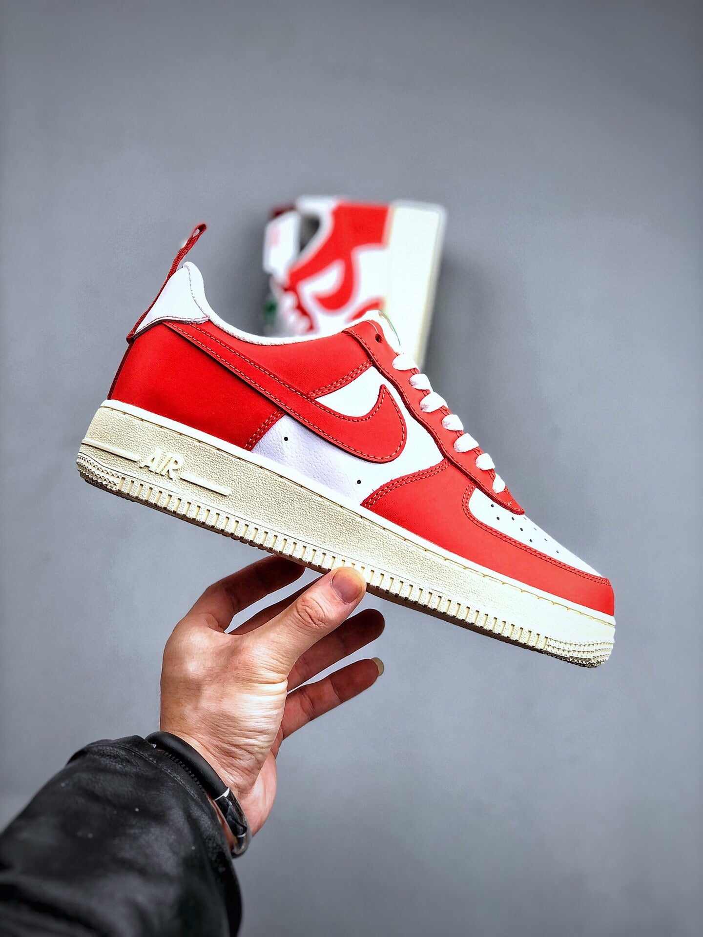 N1KE-Air Force 1 ’07 男女同款 白橙色