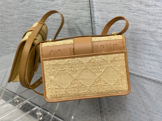 Dior-蒙田包 30系列 手工草編