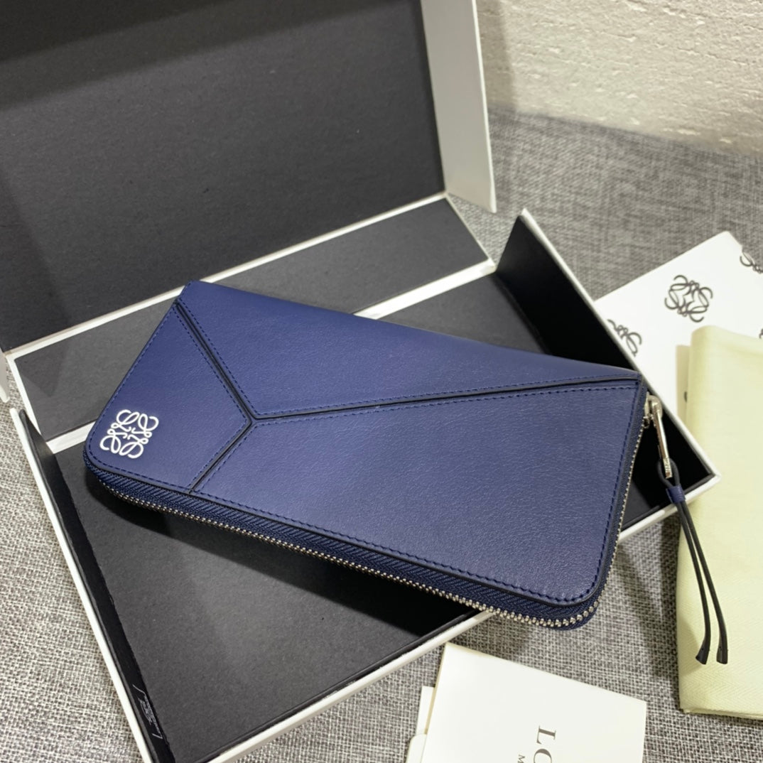 Loewe Puzzle zip around wallet 拉鍊長夾