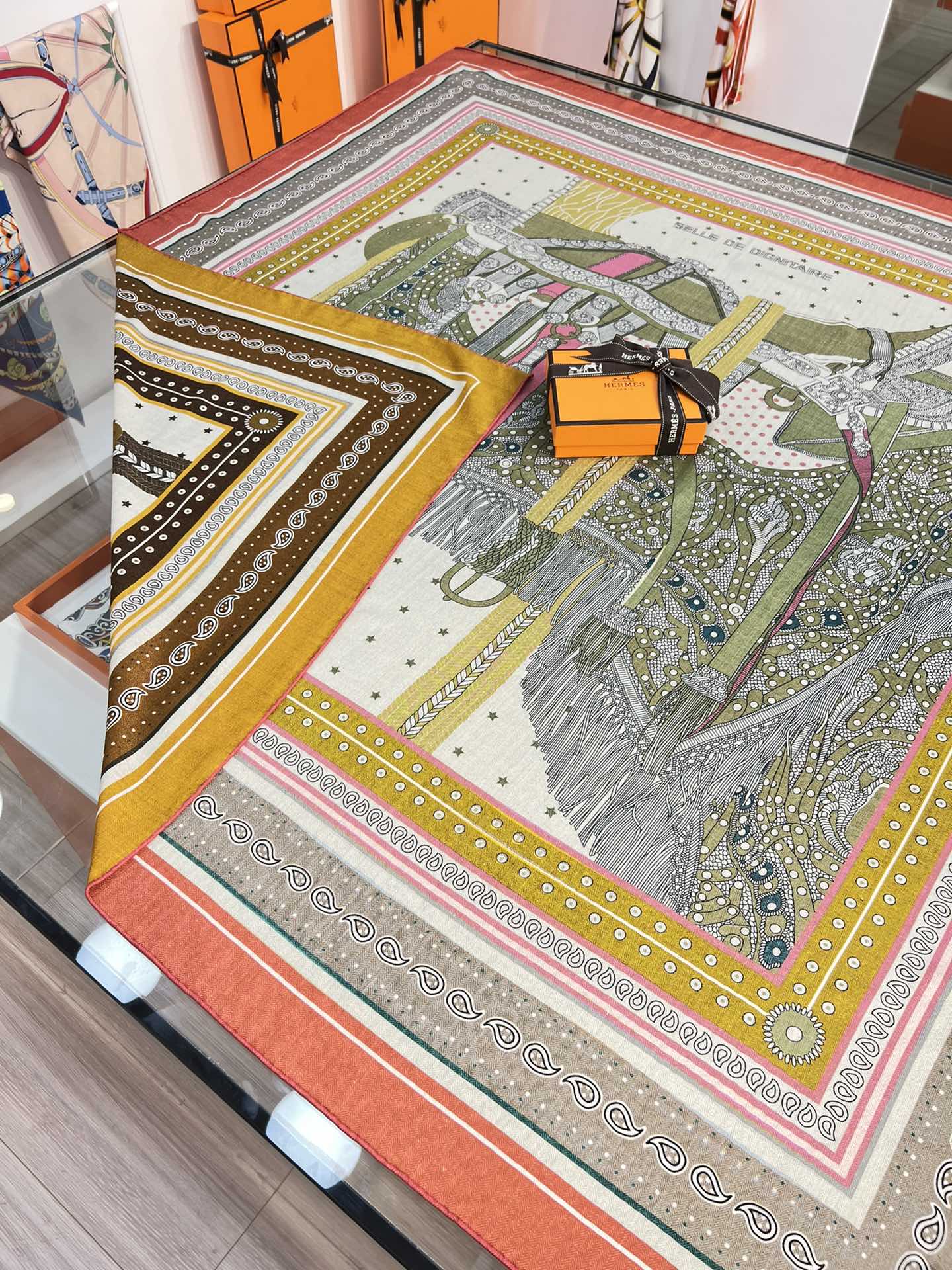 小愛款-雙面絲絨大方巾 140cm 001