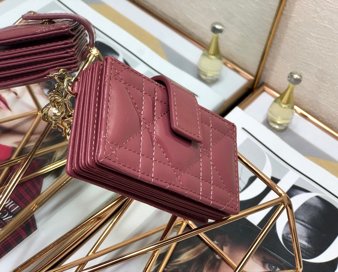 Dior 風琴卡包
