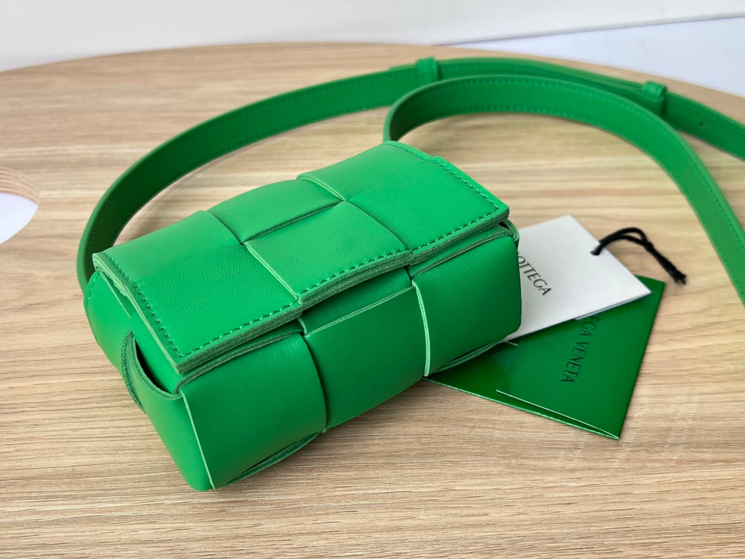 B編織-羊皮方格 Mini cassette Bag 迷你編織包 12x8x4cm