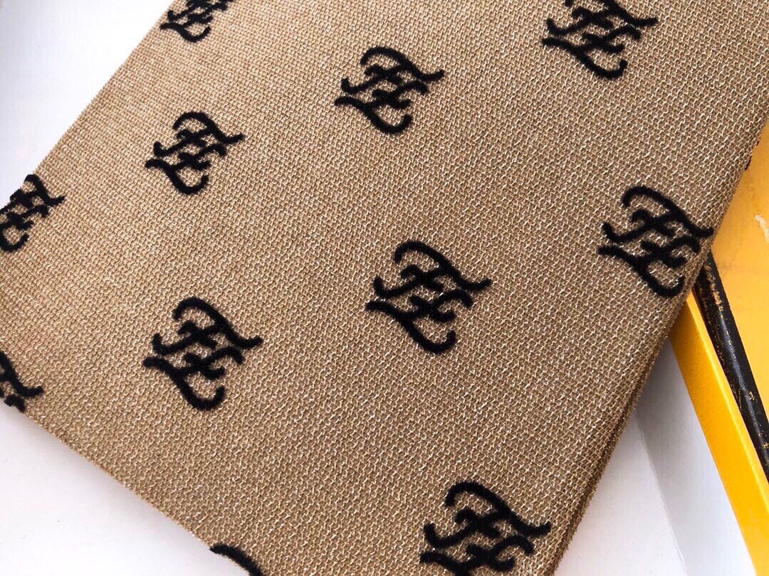 Fendi 植絨金線絲襪