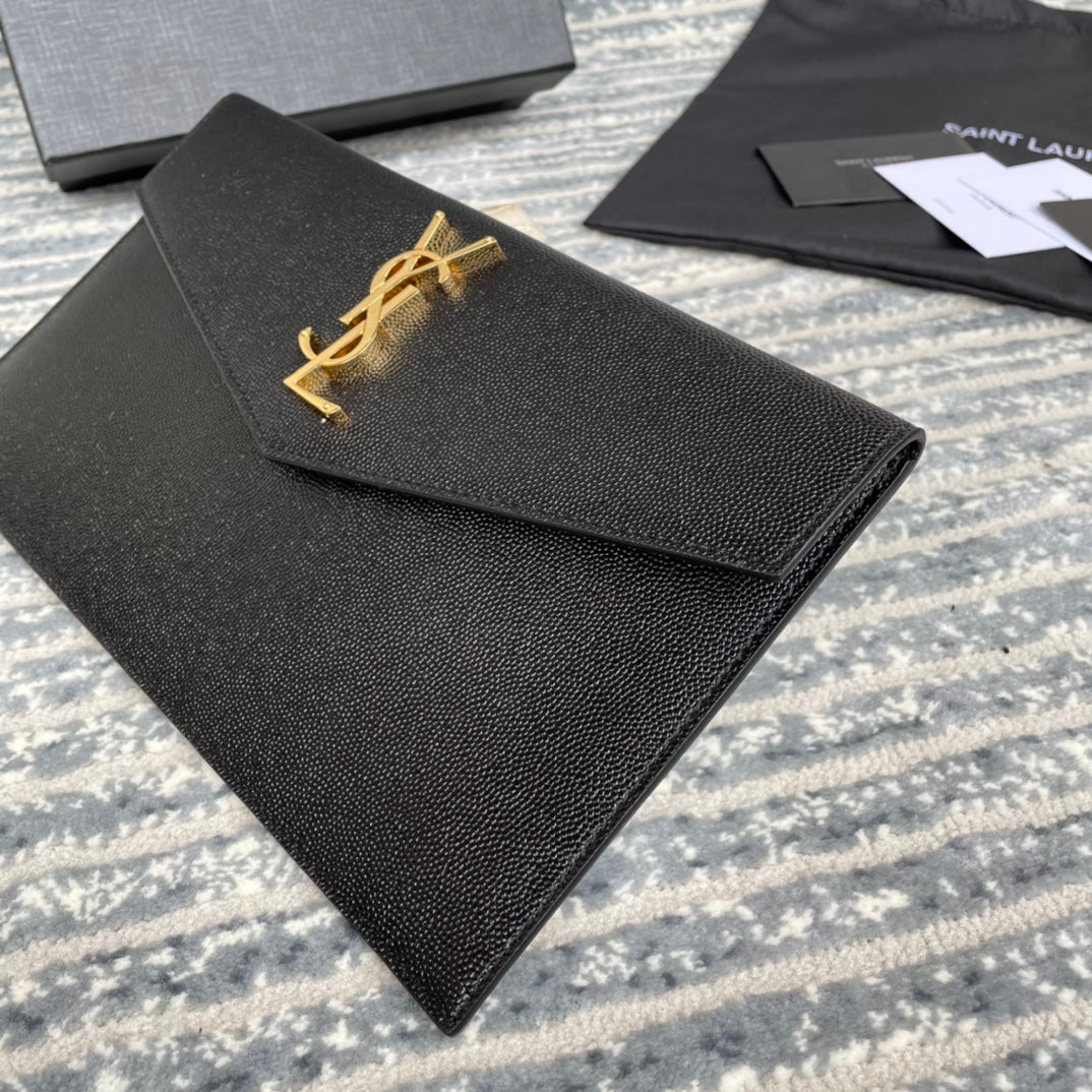 YSL ptown_新品手拿包-黑色魚子醬皮金釦
