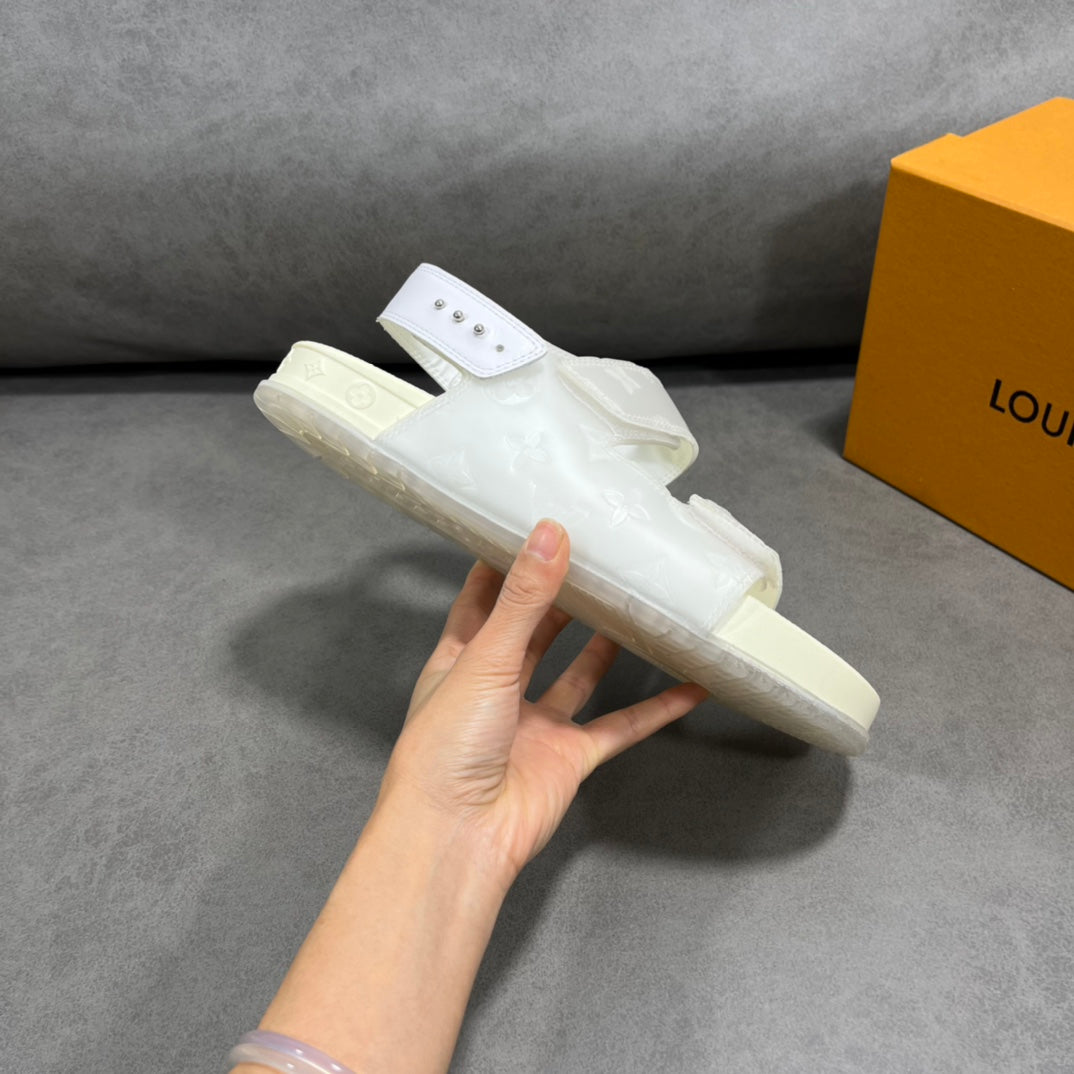 Lou-壓紋涼鞋 白色