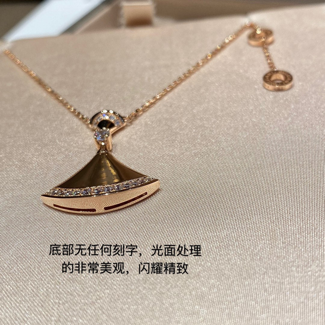 寶B格-項鍊