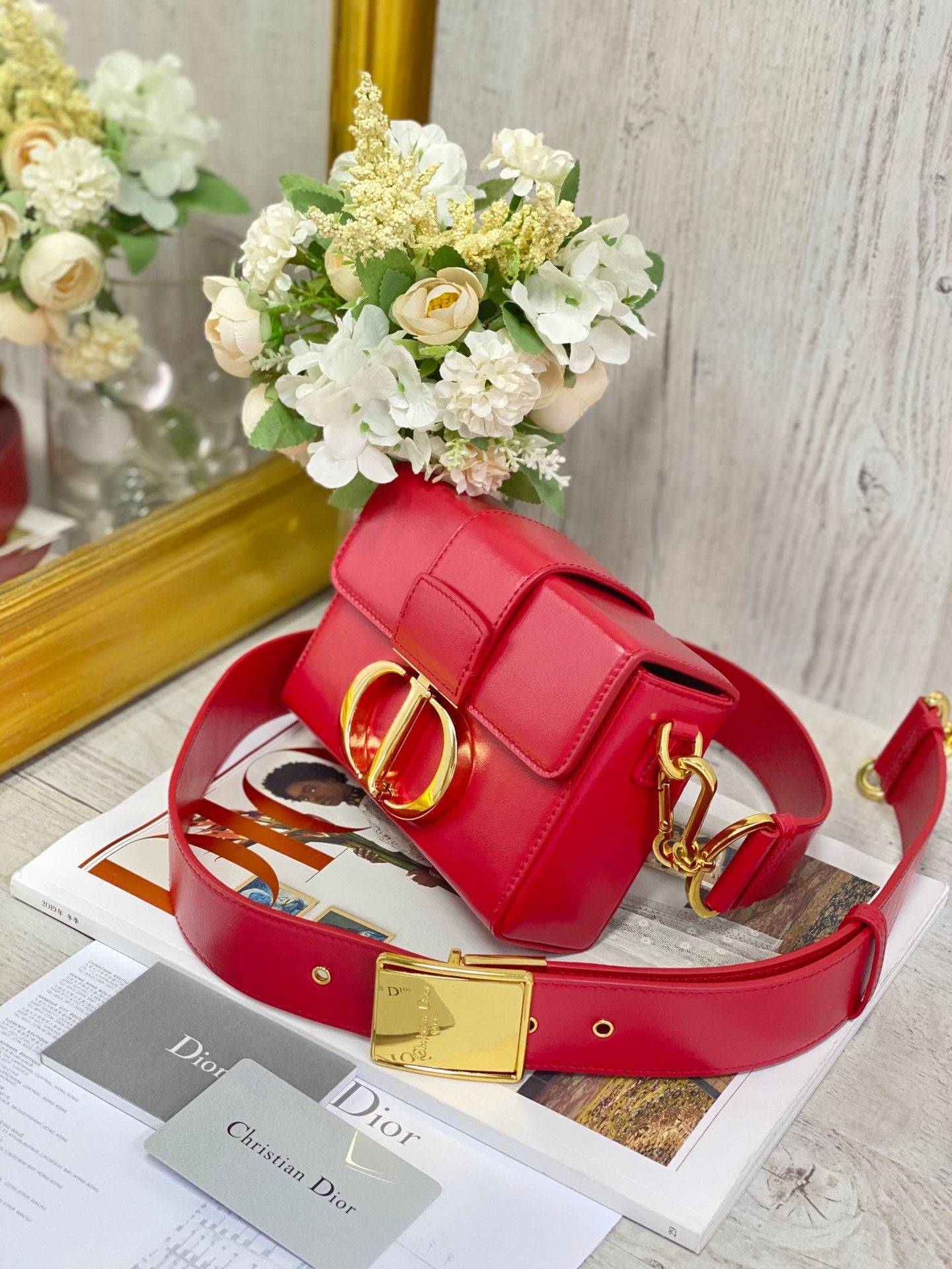 Dior 蒙田 Mini Box-平紋牛皮-金扣-17.5cm-紅色