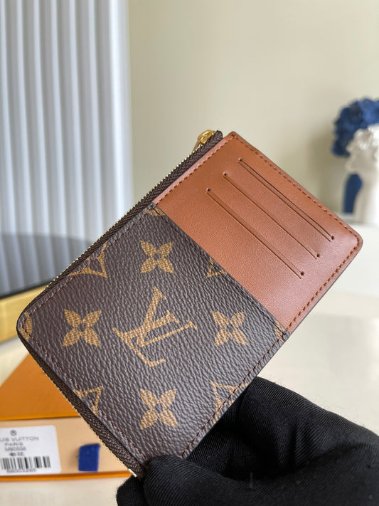 LV M80556 Multi Card Holder Trunk 卡包短夾