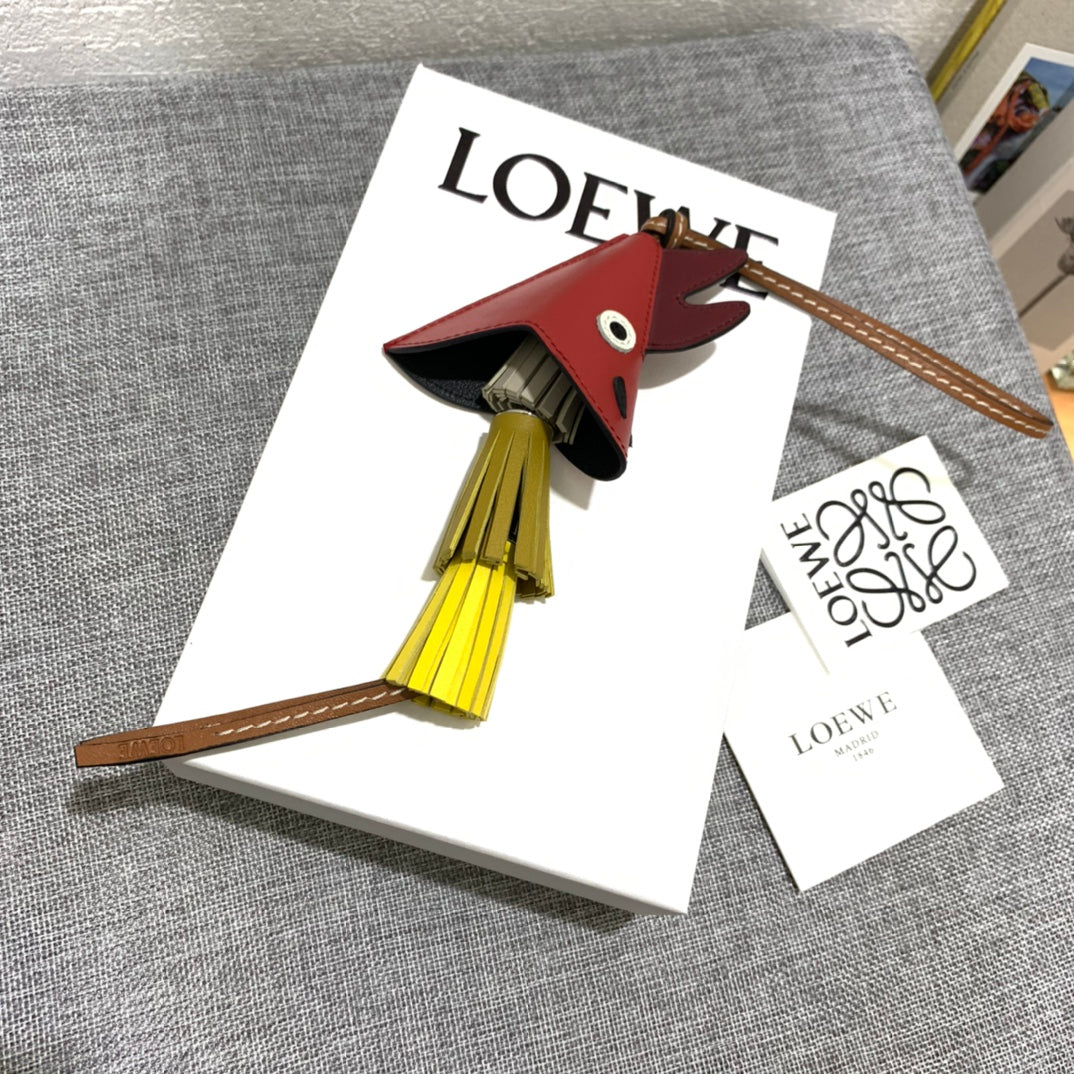 Loewe 包包掛飾
