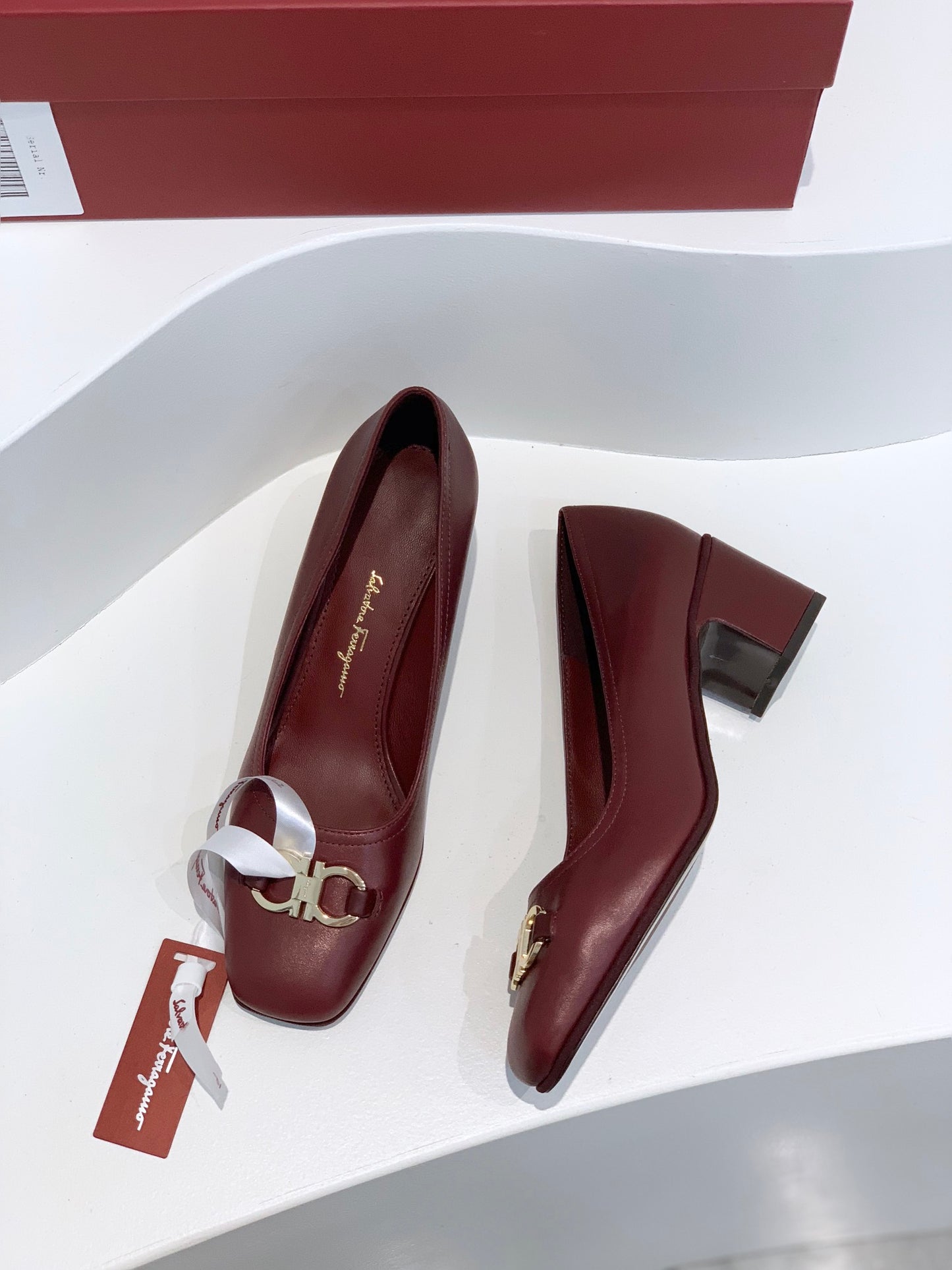 Salvatore Ferragamo鞋-菲拉格慕 馬蹄扣 小方頭 低跟鞋
