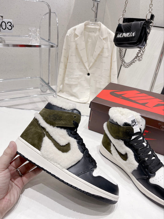 N1KE-WMNS Air Jordan 1 男女同款 毛毛款 綠色