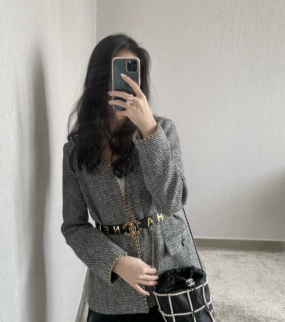 Chanel 小號羊皮抽繩水桶包