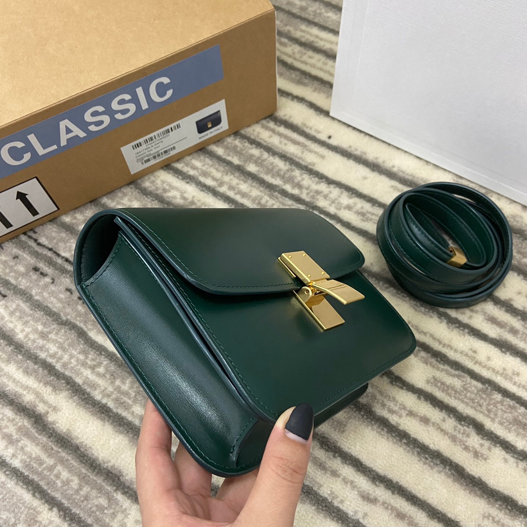 賽C家-Box豆腐包-Teen 18.5cm