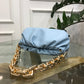 B編織- The  pouch 鏈條 雲朵包 31x16X12cm