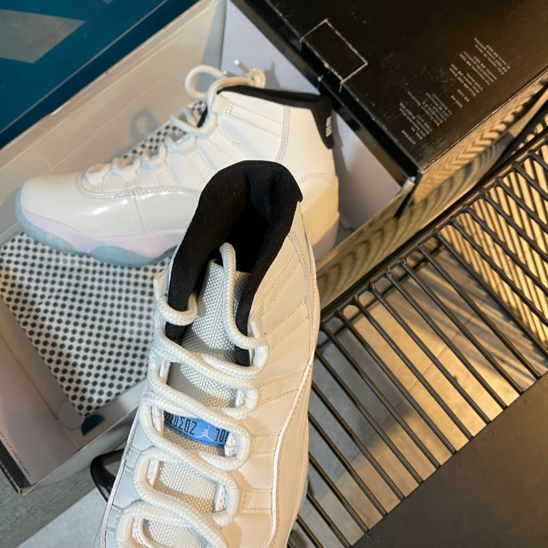 N1K-AJ11 籃球鞋 運動鞋 白色