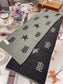 Burberry 雙面圍巾