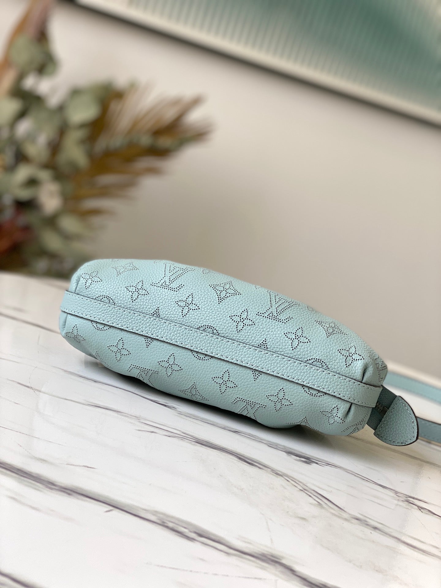 LV M80094 Scala 迷你手袋