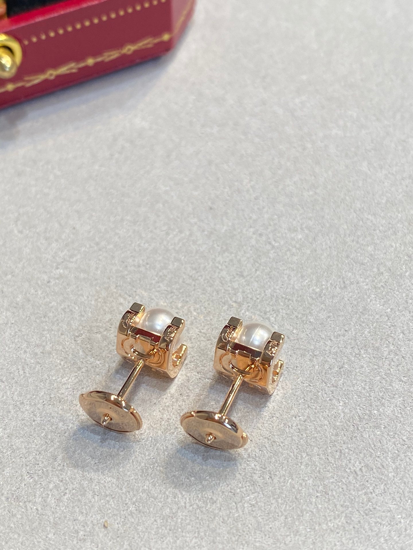 Cartier 牛角珍珠耳環