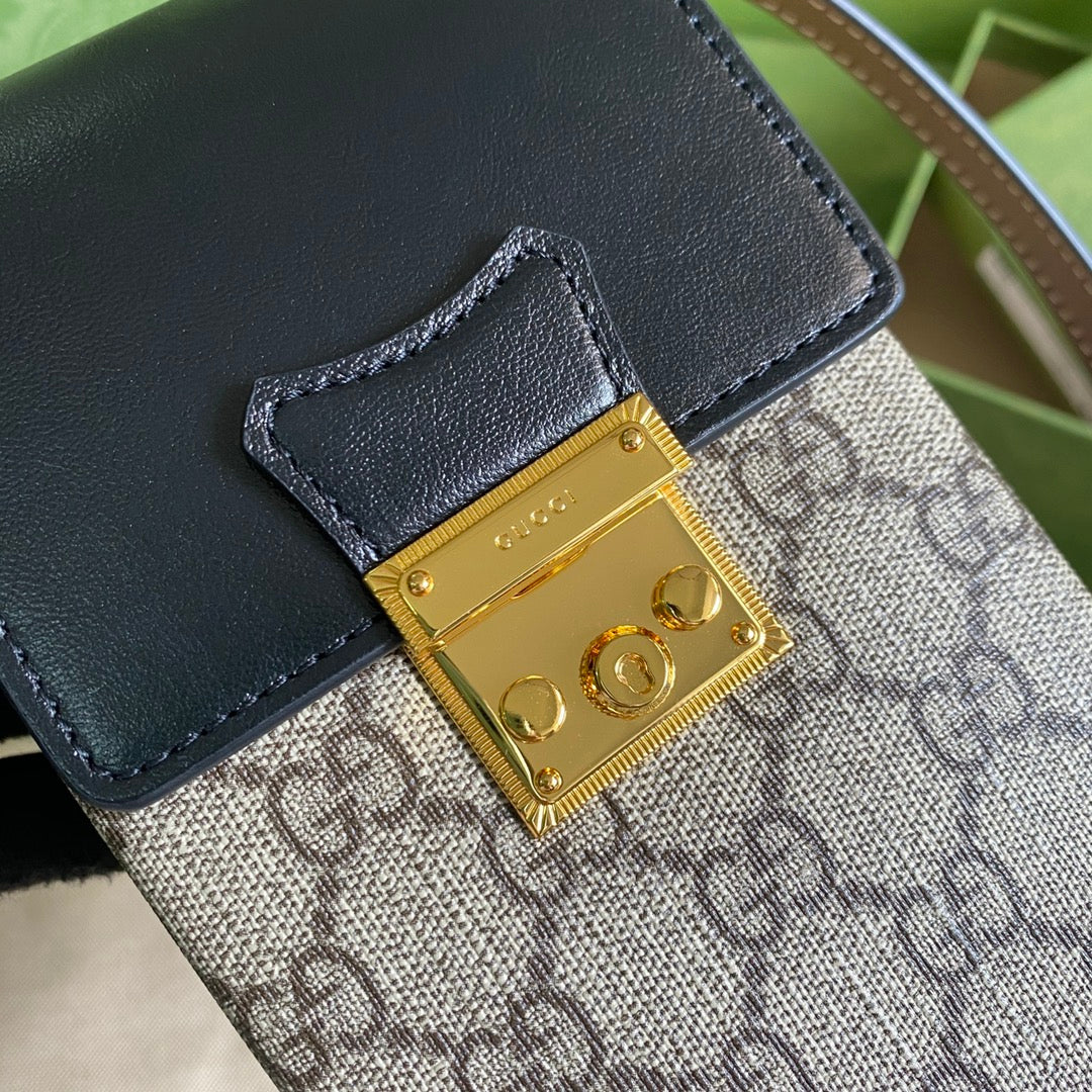 Gucci 鎖扣鏈條手機包