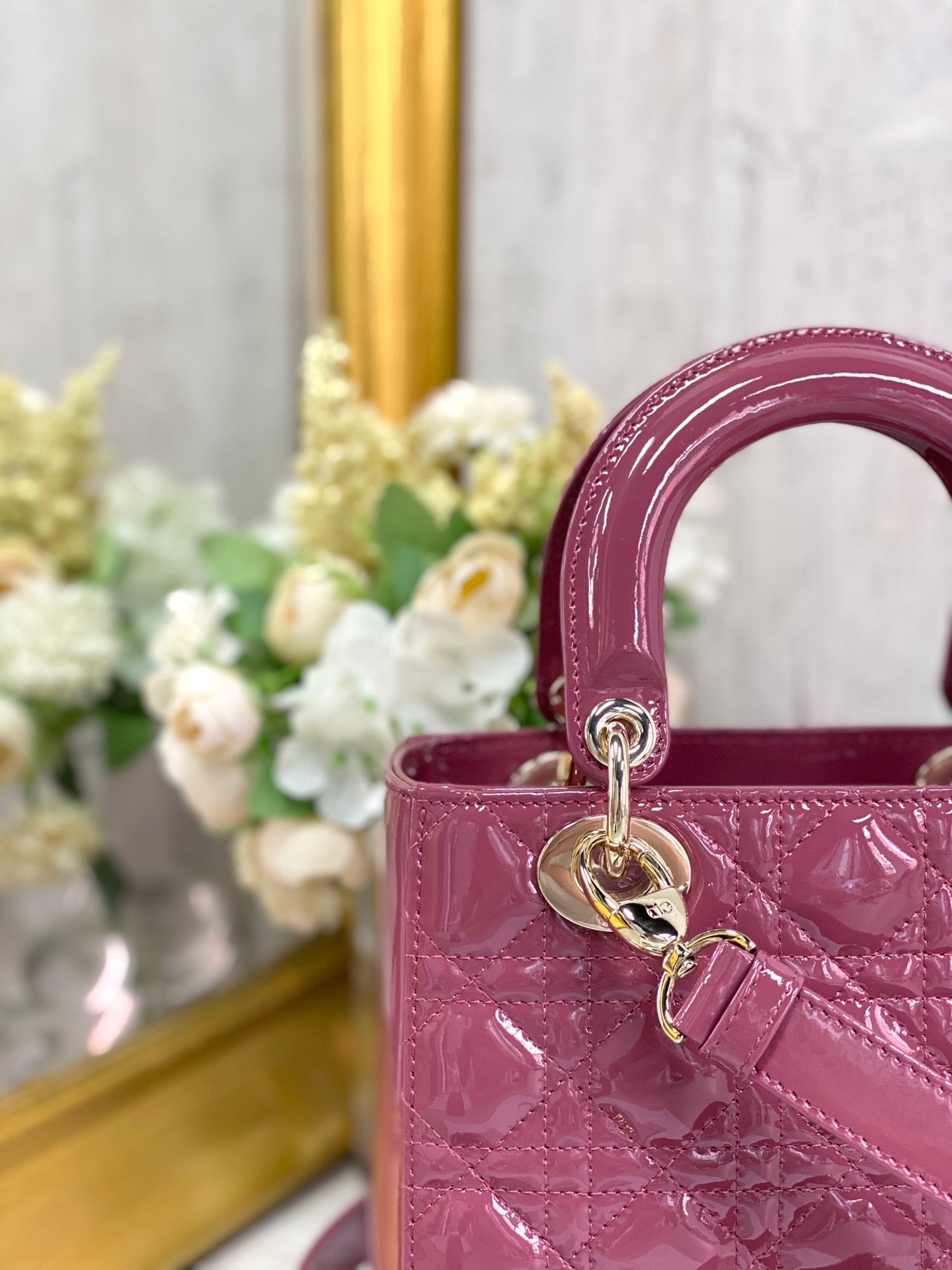 Dior Lady Dior-漆皮金扣-20cm-木槿粉