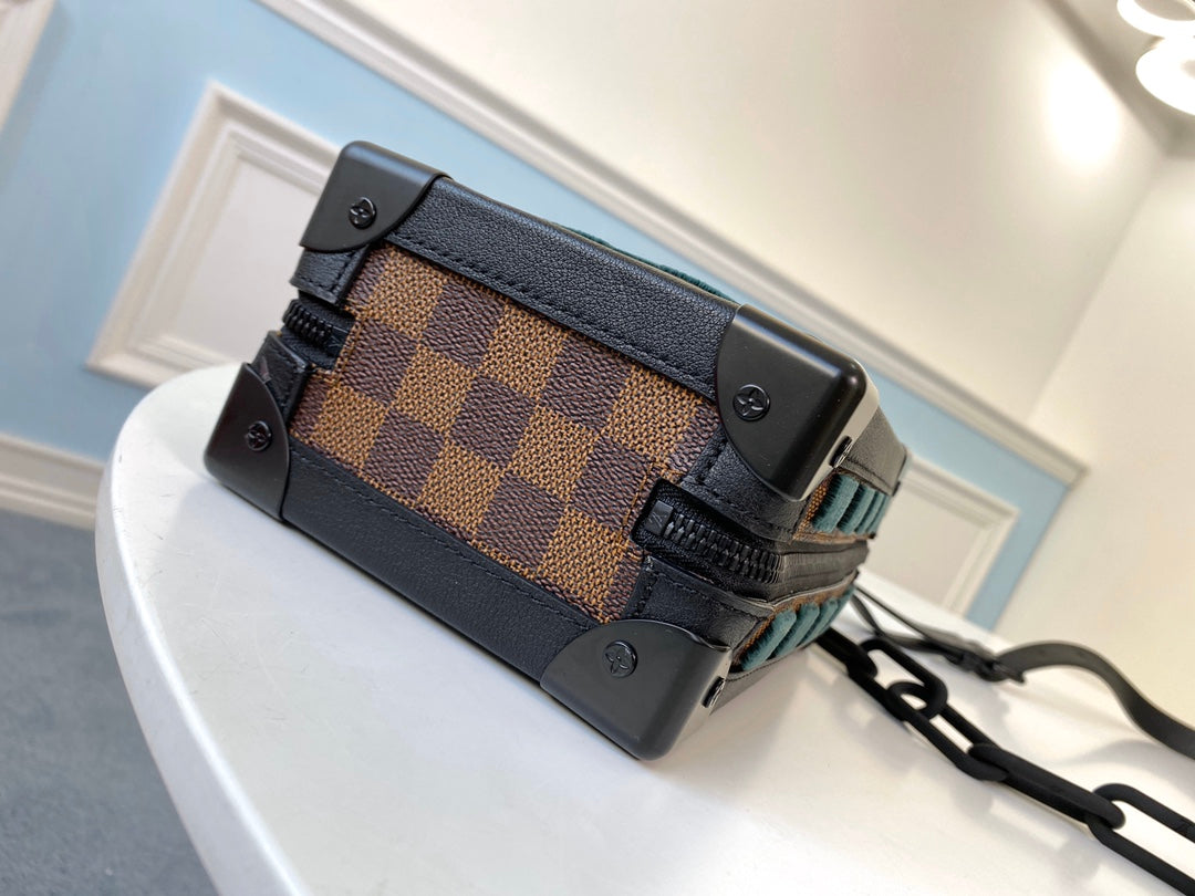 M45044 路L家-MINI SOFT TRUNK 手袋 咖格綠色植絨