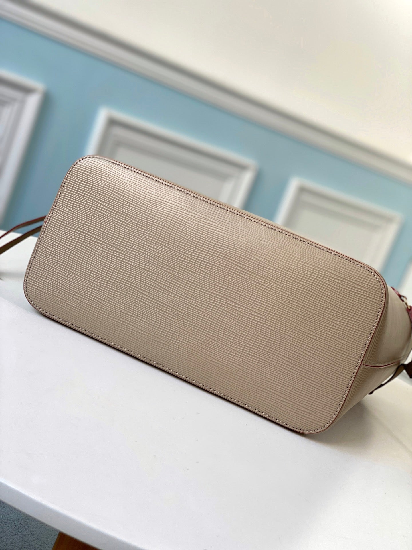 M56947 路L家-Neverfull 手袋 中號