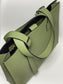 羅L威-Buckle Horizontal Tote 手袋