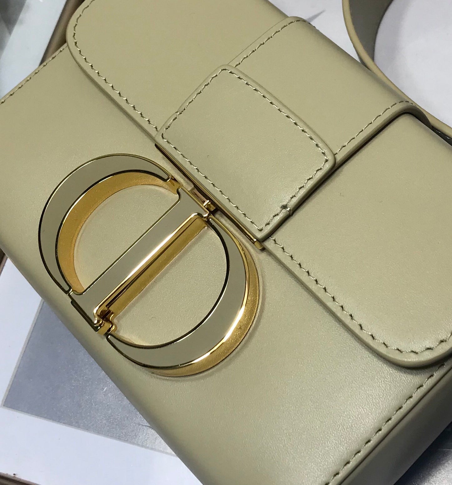 Dior 蒙田 Mini Box 珐瑯扣-17.5cm