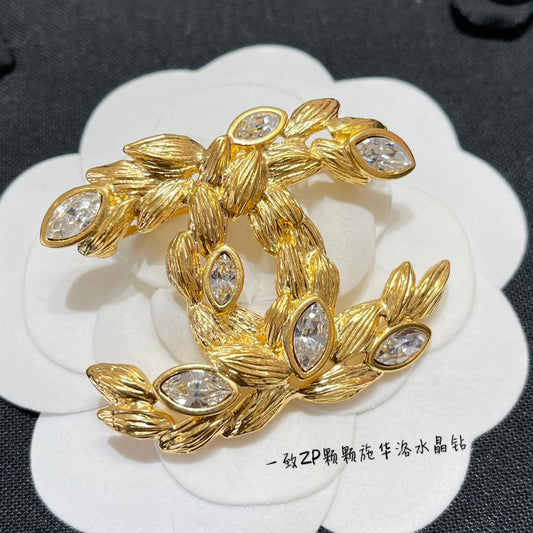 Chanel 胸針