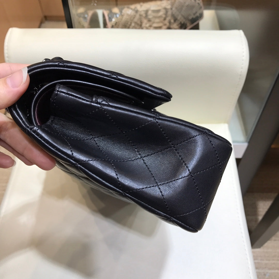 小香家-經典款菱格系列 CF包 銀鍊 25cm