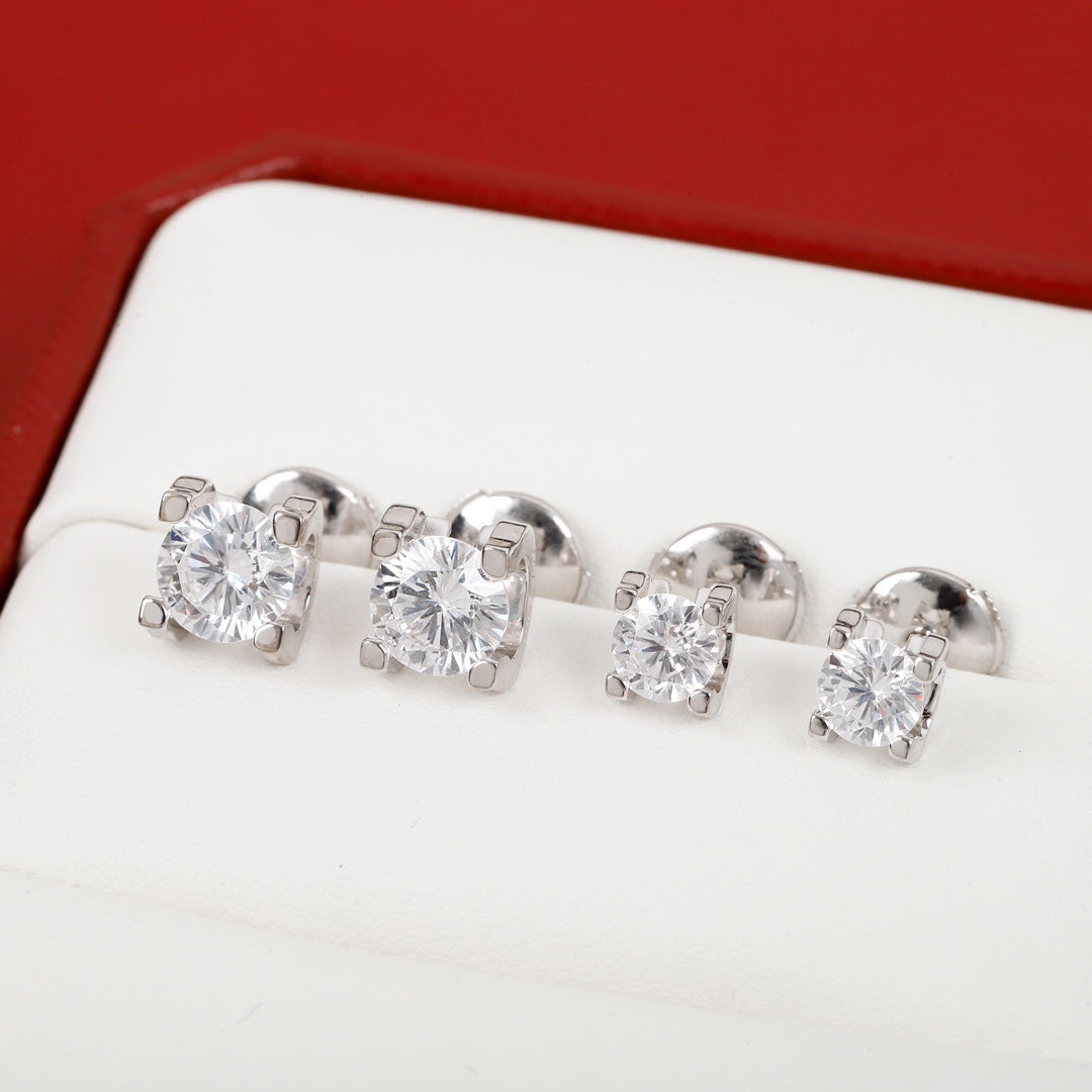 Cartier 牛角鑽石耳環-60分/一克拉