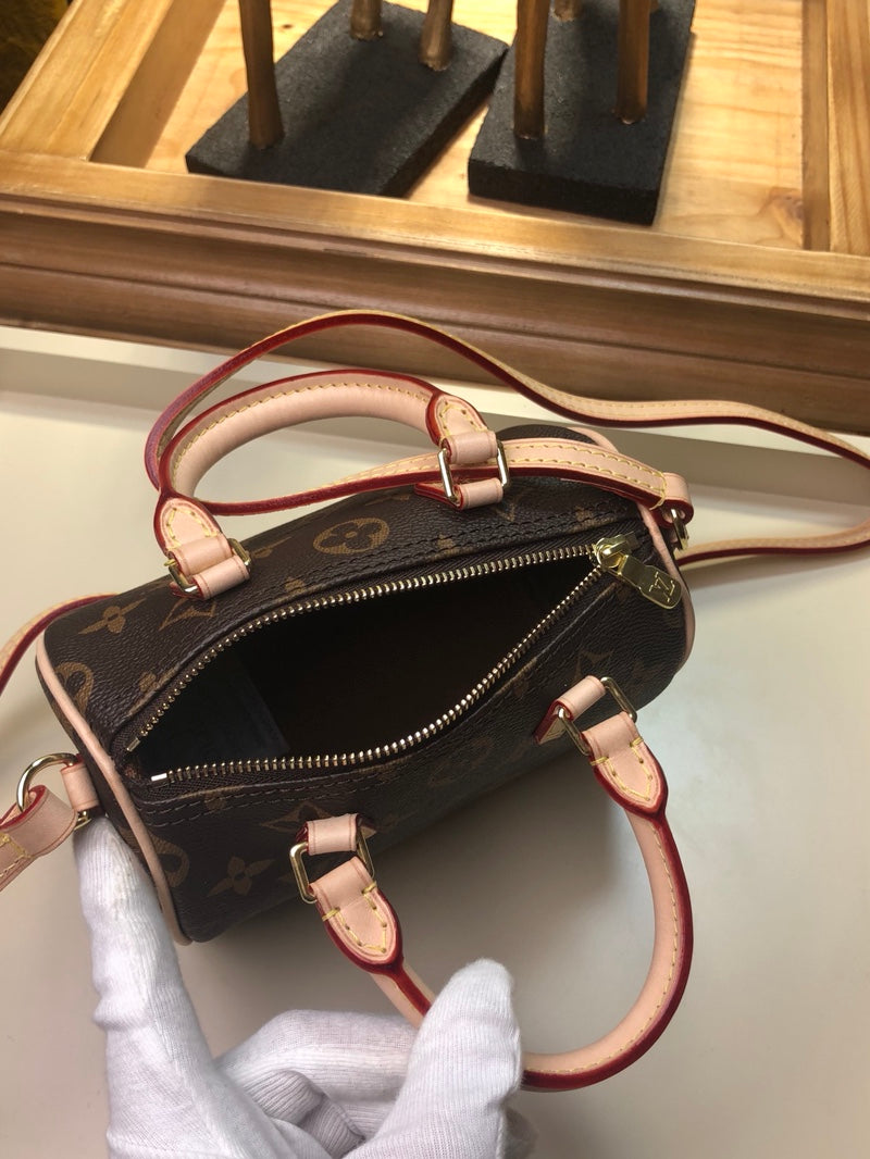 M61252 路L家-Nano Speedy 波士頓包 老花迷你