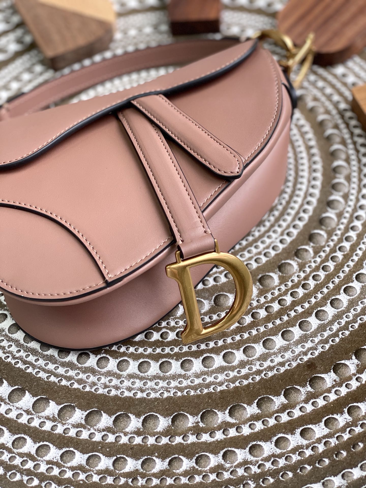 Dior Saddle 馬鞍包-平紋-小號豆沙色-19.5cm