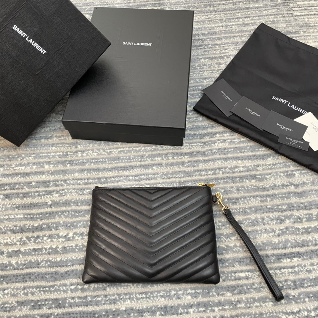 YSL經典MONOGRAM小號絎縫皮革手包-黑色小牛皮金扣
