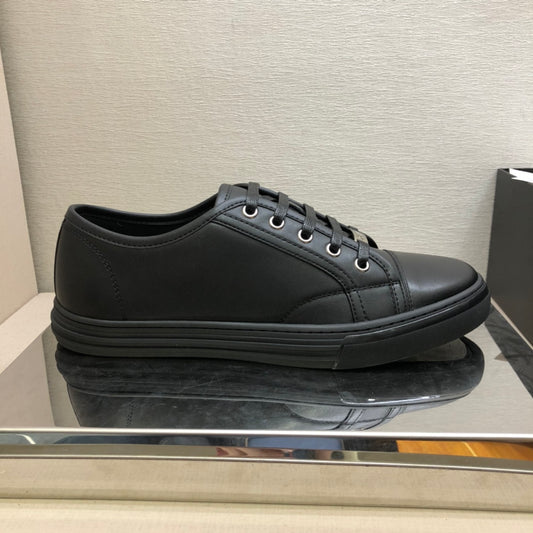 Guc-平底休閒鞋 經典款 黑色