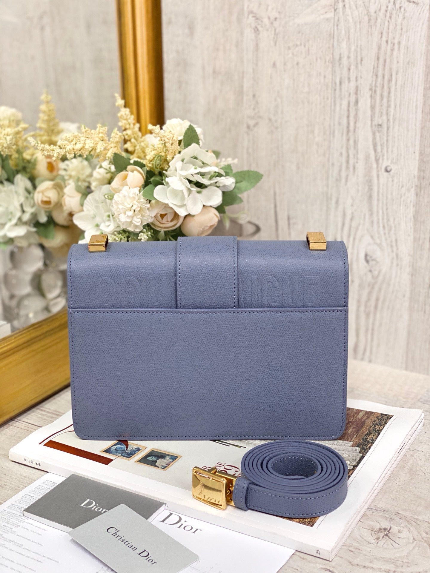 Dior 蒙田 30 Montaigne系列-24cm-金扣-牛皮手掌紋-海藍色