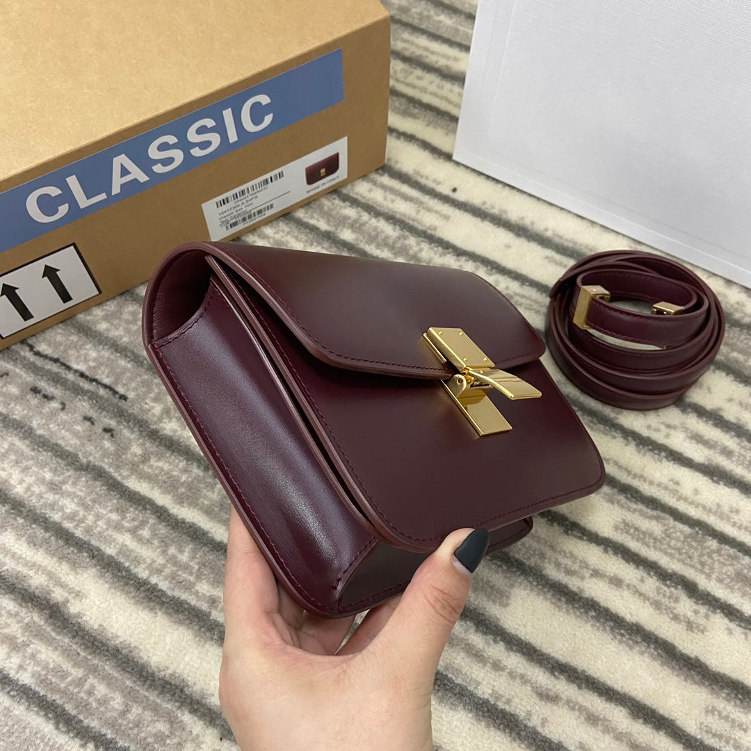 賽C家-Box豆腐包-Teen 18.5cm