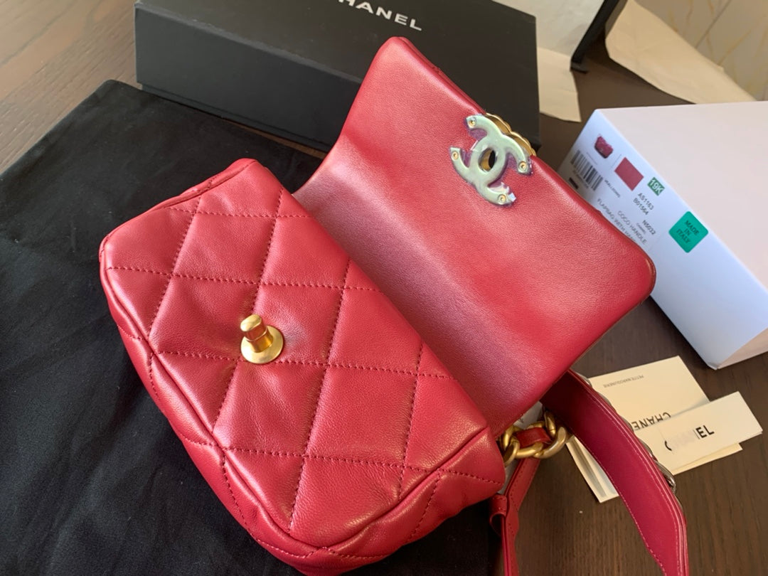 Chanel 19Bag系列腰包-紅色