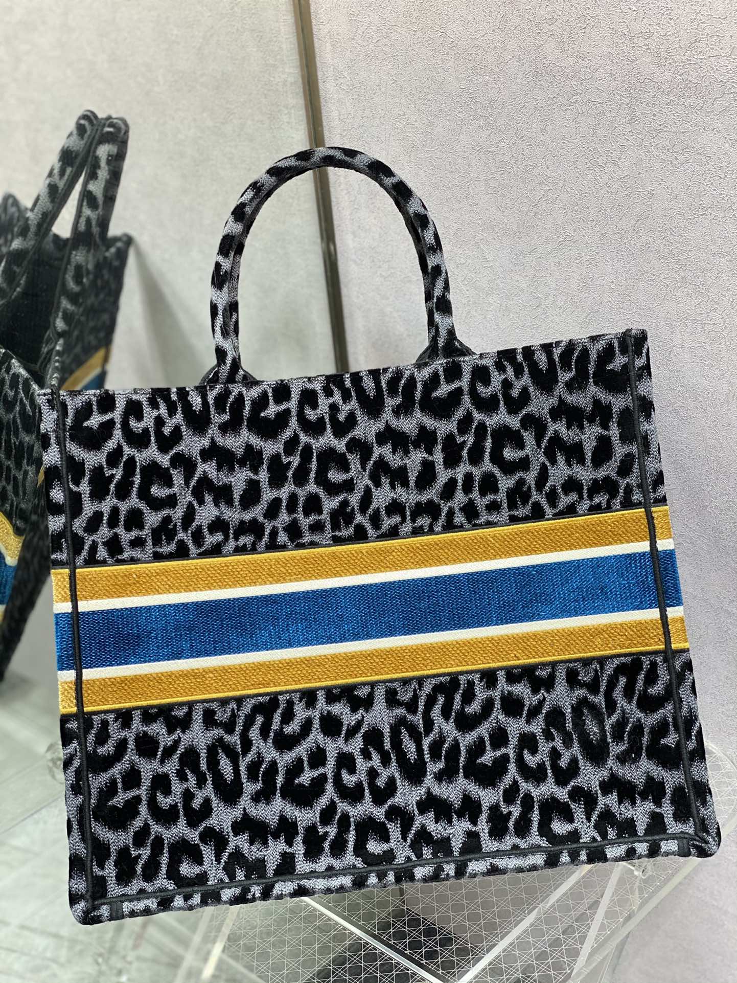 Dior Book Tote-大號41.5cm-絲絨豹紋-黃