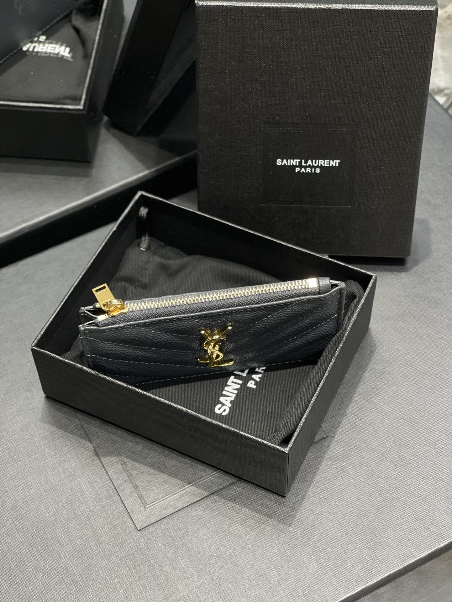 YSL 新品卡包-藍灰色金扣