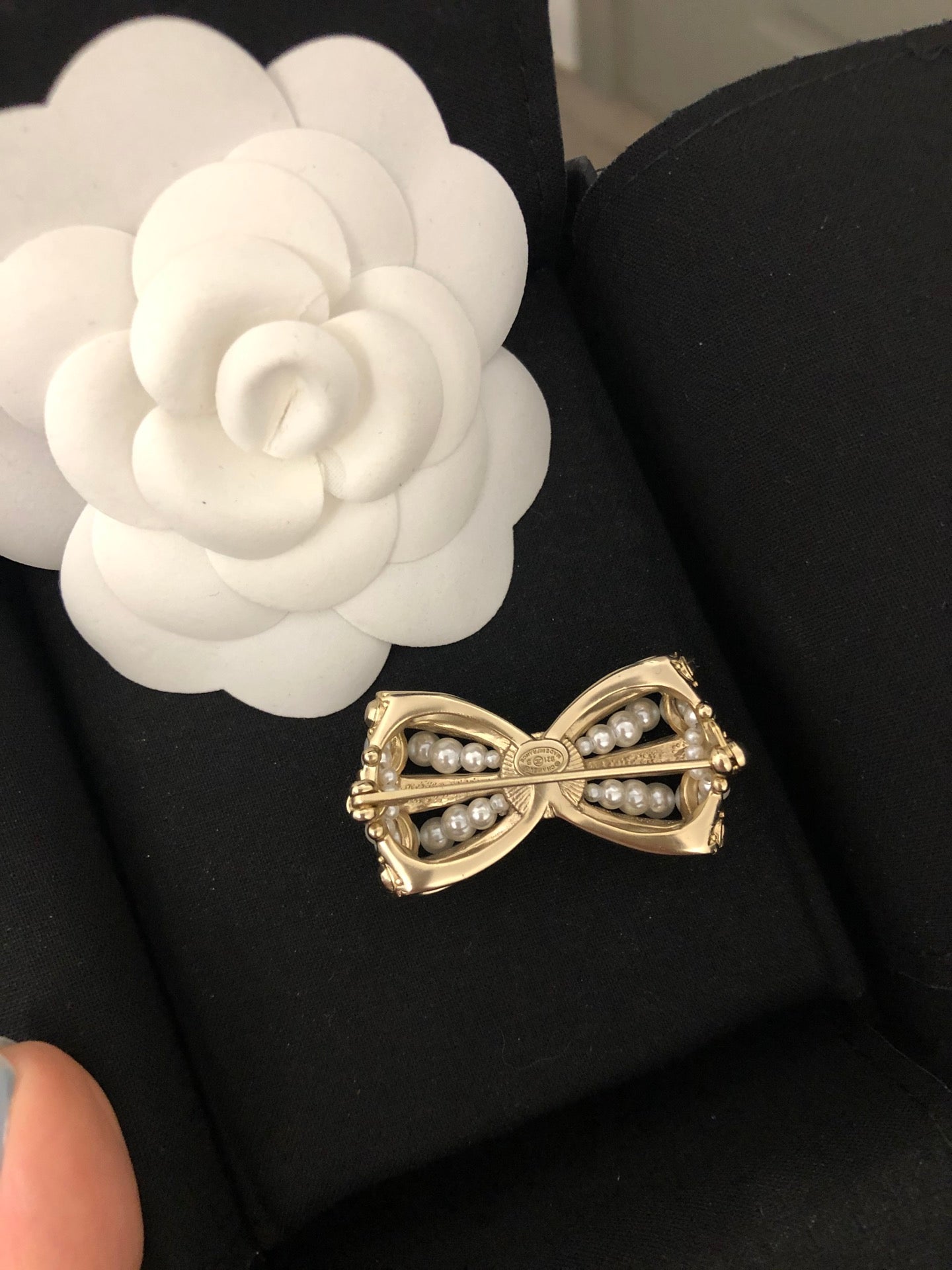 Chanel 胸針